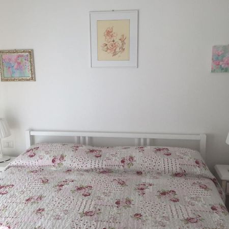 La Vie En Rose Apartment Rapallo Exterior photo