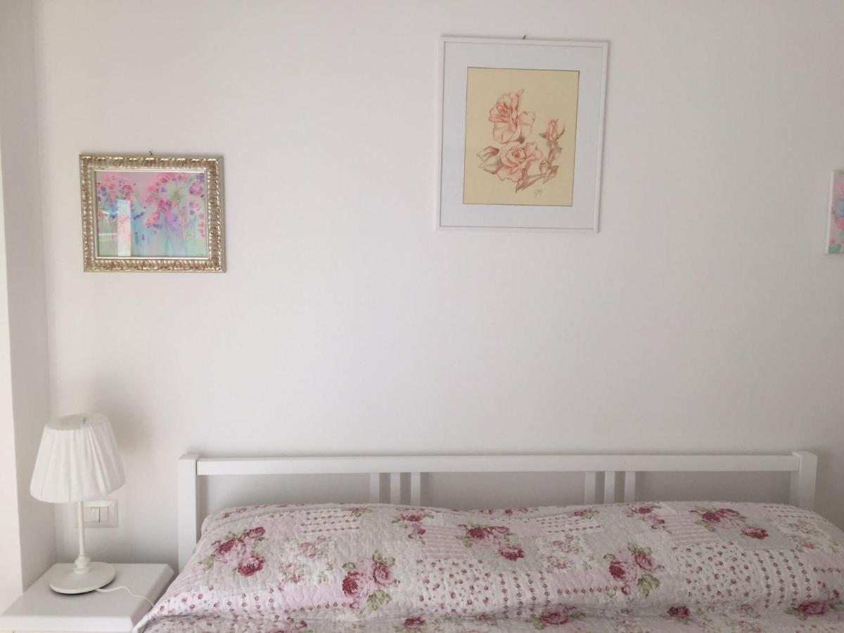 La Vie En Rose Apartment Rapallo Exterior photo