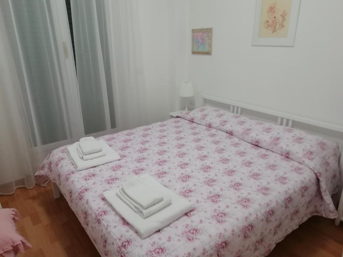 La Vie En Rose Apartment Rapallo Exterior photo